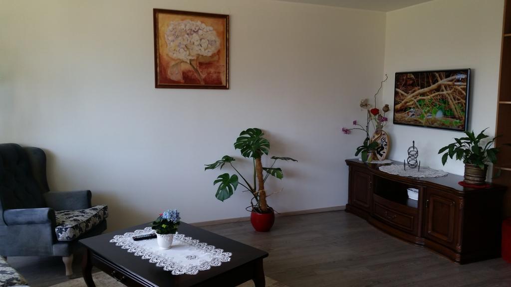 Family Apartment Нида Екстериор снимка